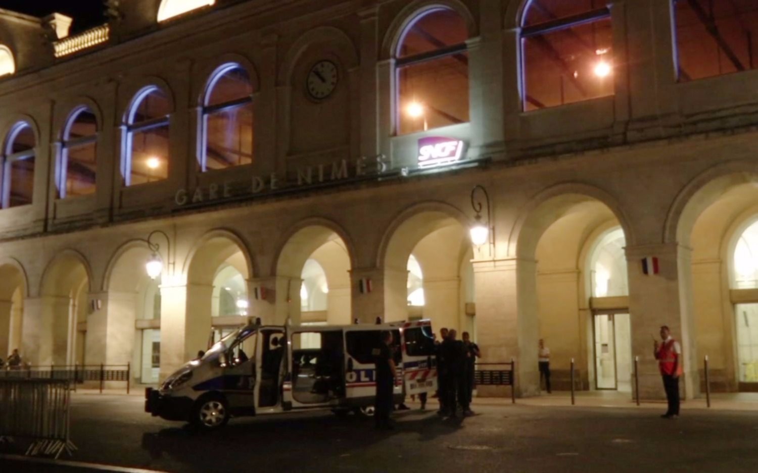 Tensión en Francia: la Policía detuvo a un hombre con una pistola falsa