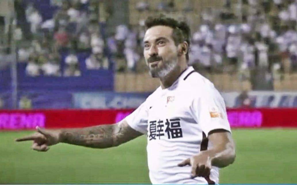 Lavezzi marcó un gol en el triunfo de Hebei 