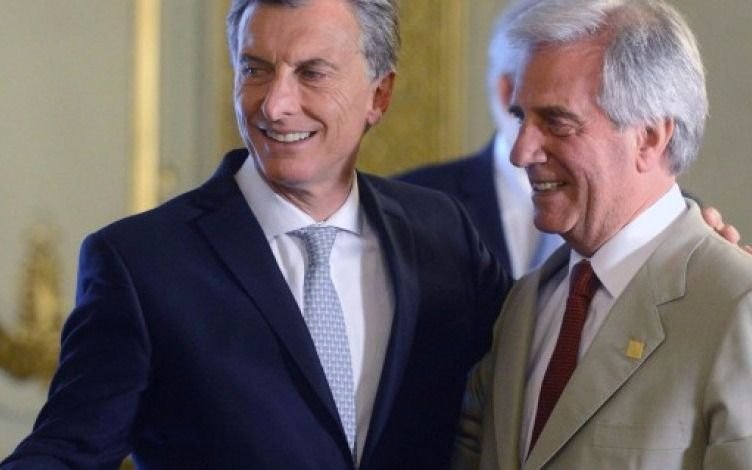 Argentina y Uruguay lanzan candidatura para el Mundial 2030