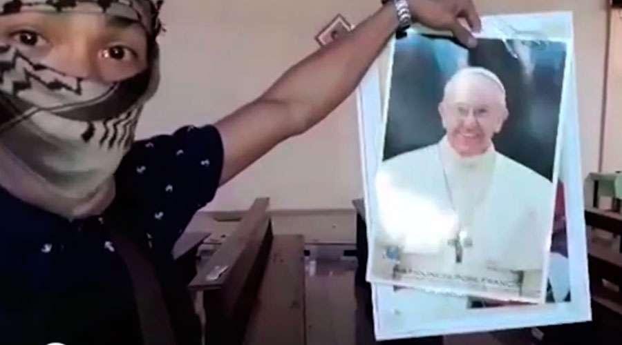 Ahora el ISIS amenazó con matar al Papa y prometió atacar Roma