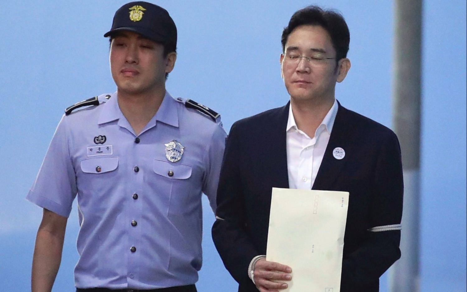 Cinco años de prisión para el heredero de Samsung