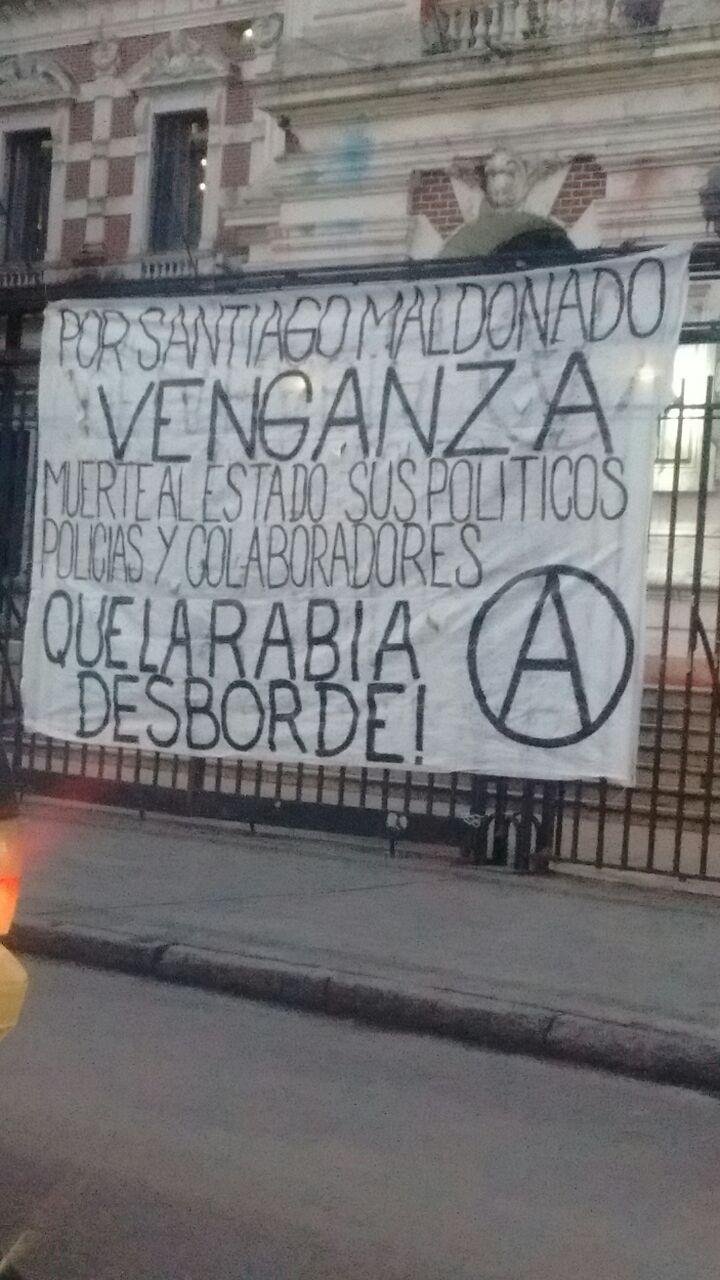 Investigan dos hipótesis sobre los autores del ataque en Seguridad
