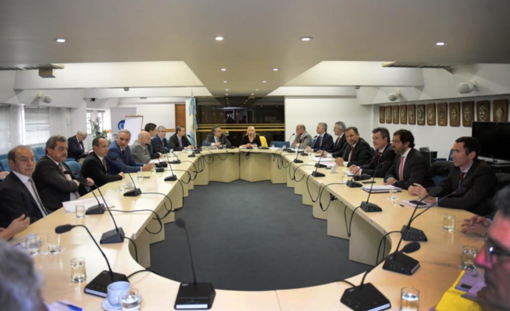 Las provincias cierran filas contra los cambios en la coparticipación