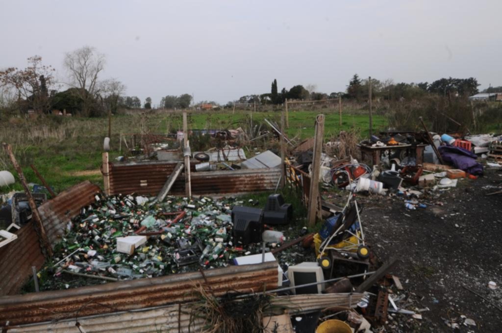 Un barrio preocupado, entre penurias y carencias