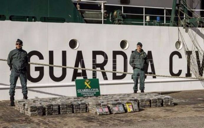 Detienen a un argentino en España por el tráfico de casi media tonelada de cocaína