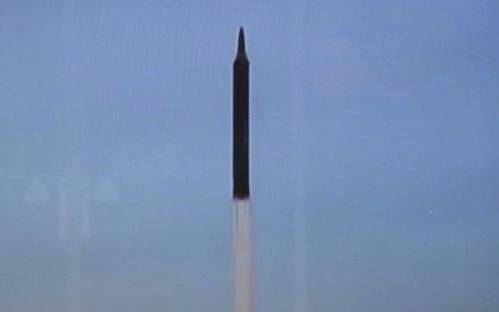 Corea del Norte lanzó un nuevo misil que sobrevoló Japón