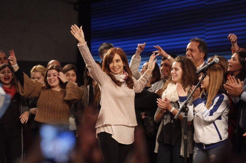 Cristina ganaría por medio punto y lo festeja mañana en La Plata