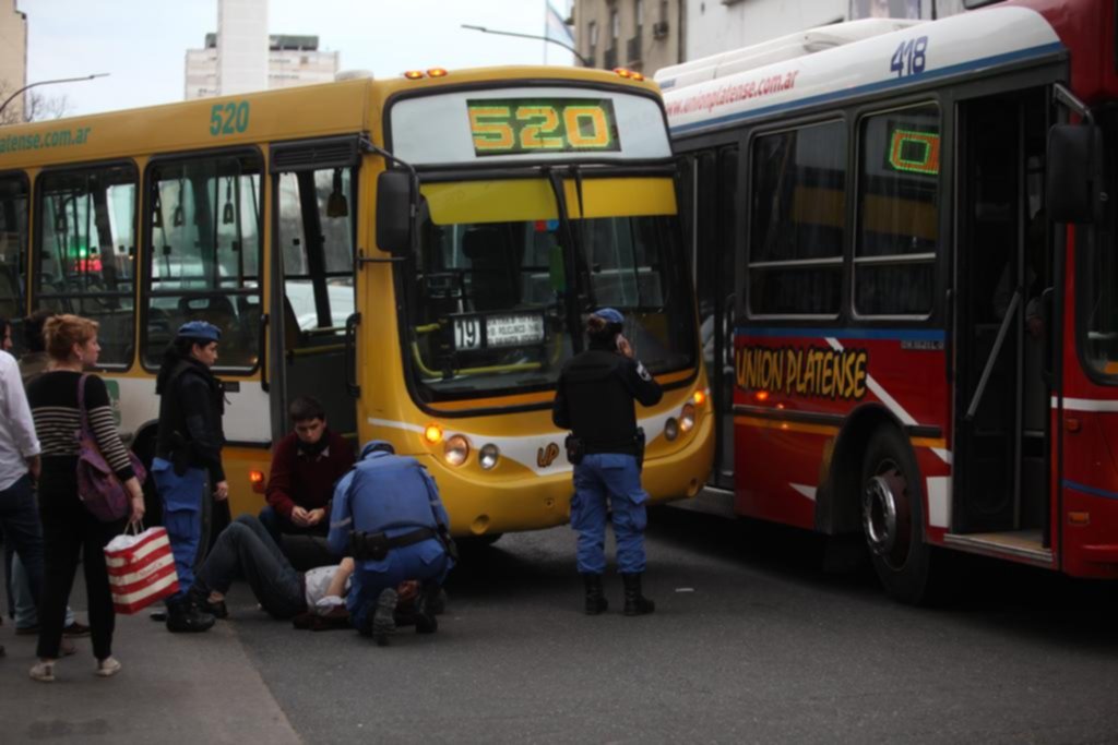 Accidente y caos de transito en 7 y 50