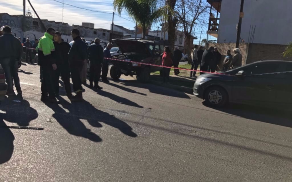 Tres mujeres fueron internadas tras fuerte choque entre un auto y una camioneta en Berisso