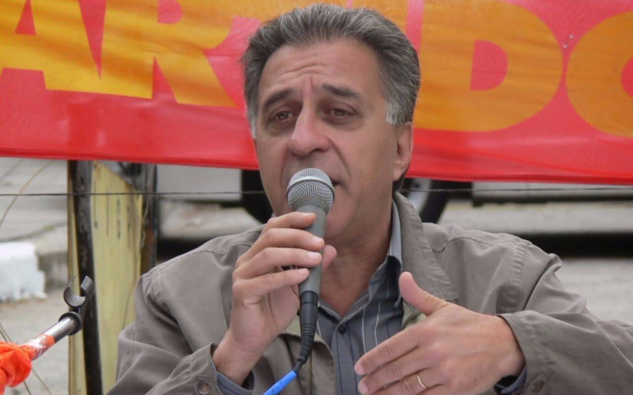Pitrola aseguró que el FIT intentará romper la polarización en provincia de Buenos Aires 