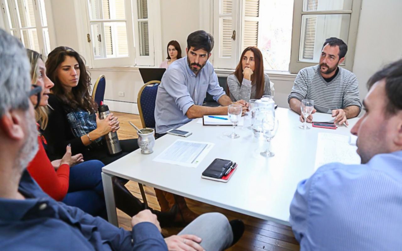 Encuentro por arroyos entre la municipalidad y la provincia