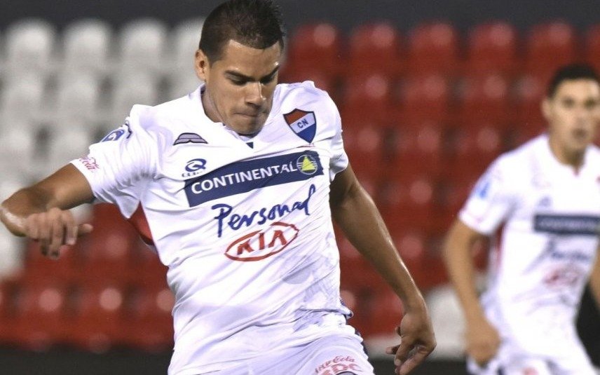 Intermediario por Jacquet: "Gimnasia ofreció lo que pedían y ahora Nacional no responde"
