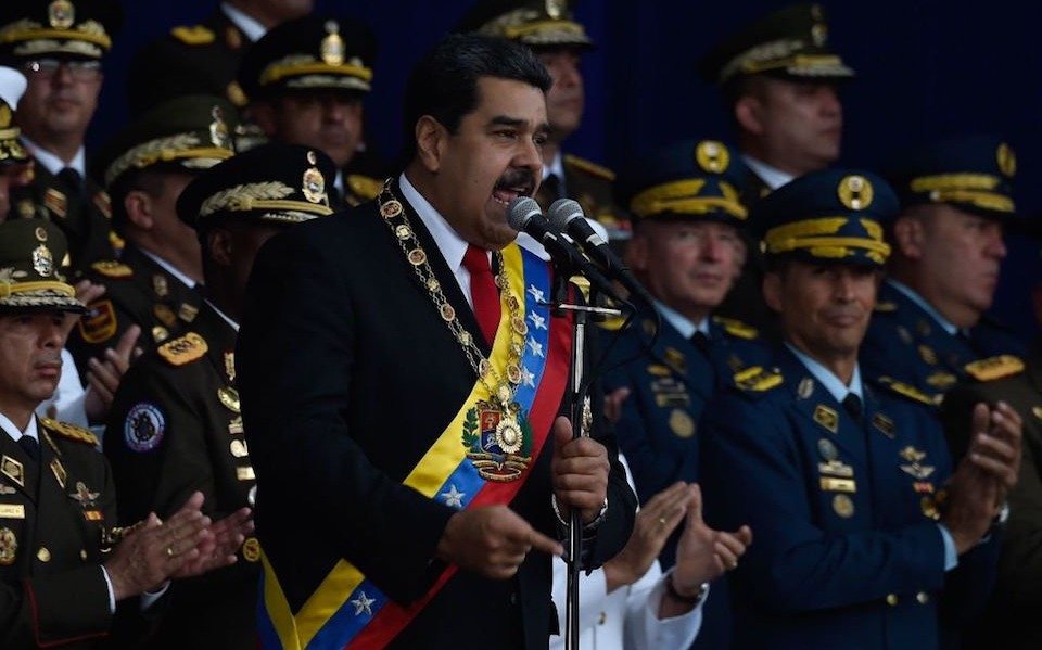 Maduro tras las explosiones: "Han intentado asesinarme, Santos está detrás de este atentado"