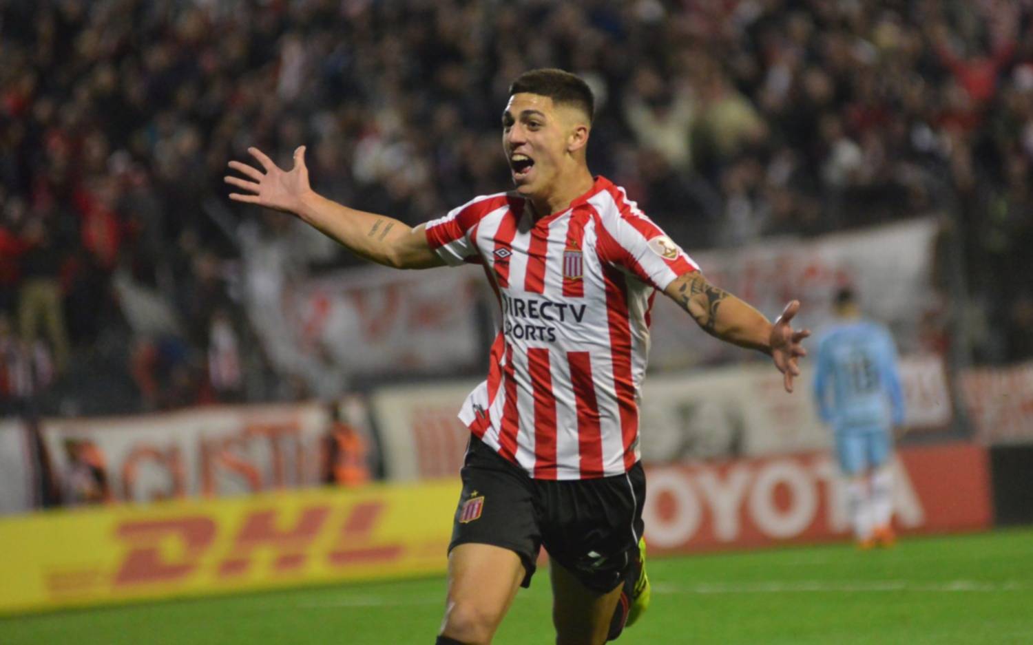El pibe Apaolaza es pura felicidad: "Después de hacer el gol miré a la hinchada y me solté"