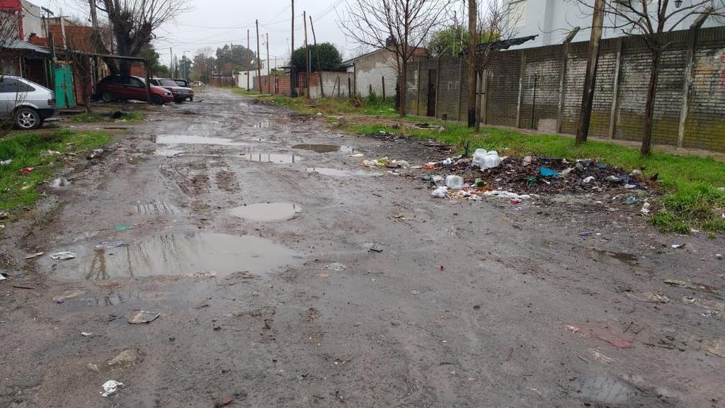 Se acumulan los reclamos vecinales en 2 entre 96 y 98