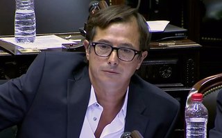 Un diputado de Cambiemos pidió una consulta popular vinculante por el aborto