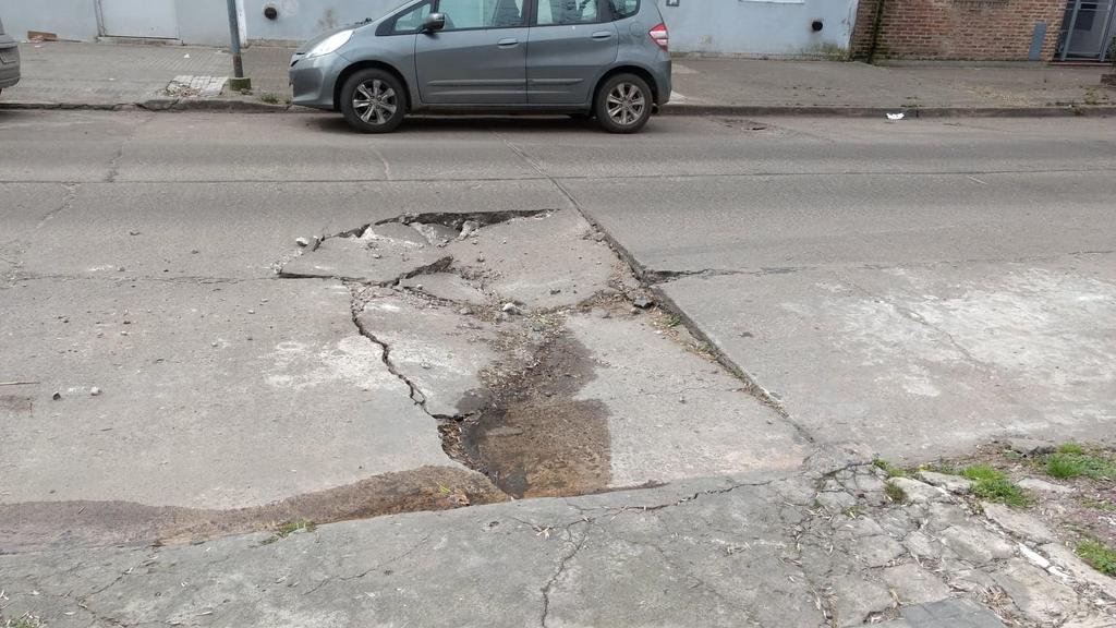 Profundo bache y riesgo en 117 entre 69 y 70