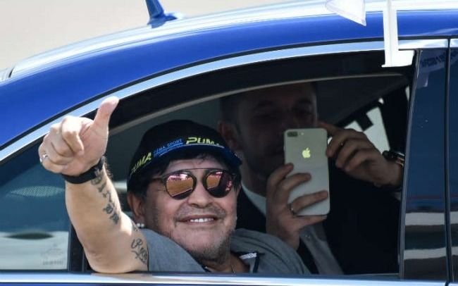 Los dos ex jugadores de la Selección que Maradona quiere llevar a Bielorrusia