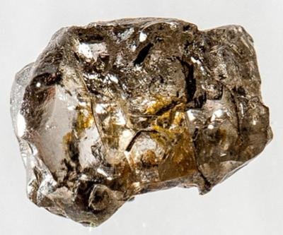 Encontraron un nuevo mineral en el interior de un meteorito caído en Rusia