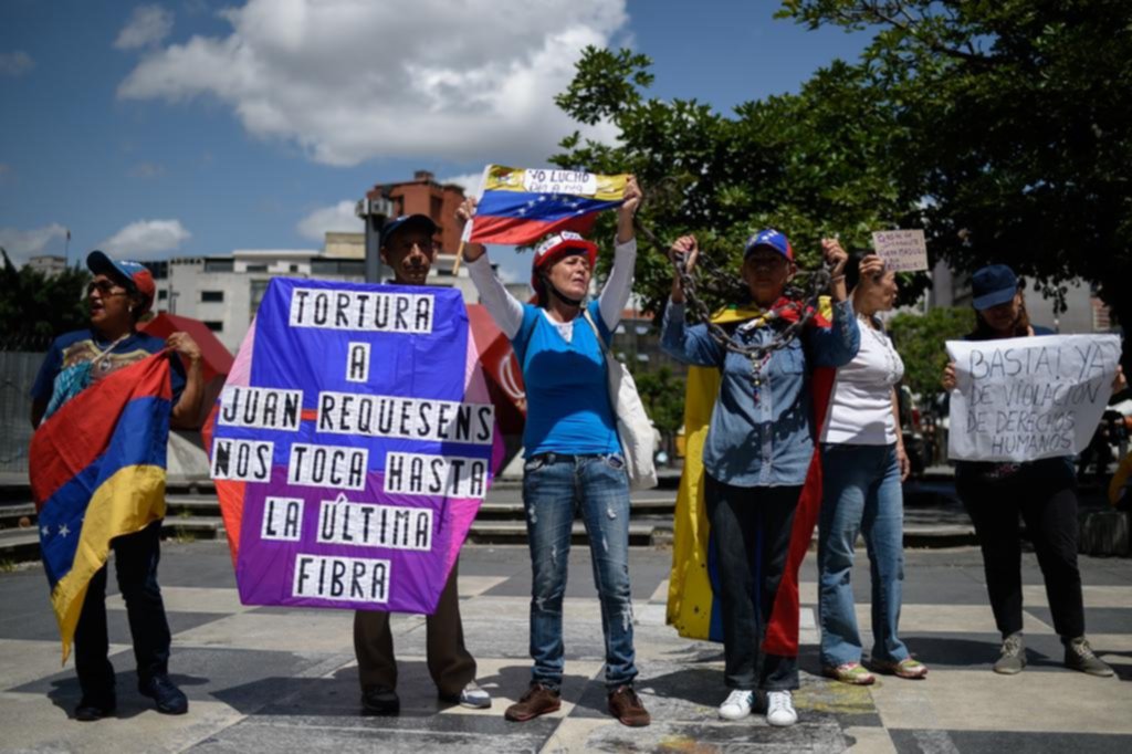 Sigue la tensión en Venezuela por el diputado preso, acusado de un ataque contra Maduro