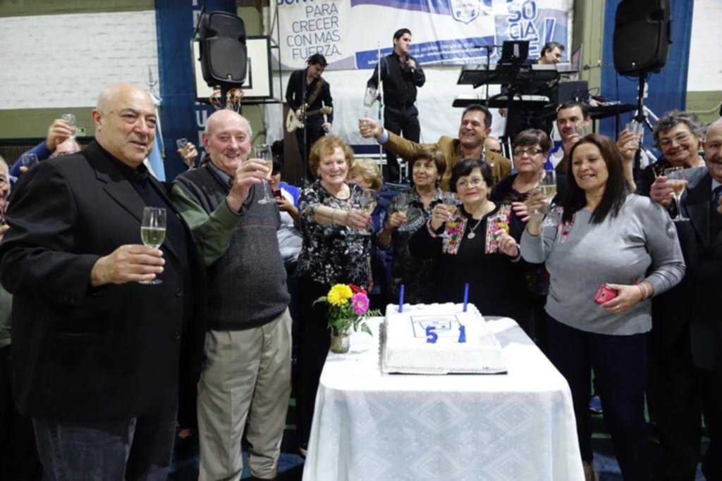 Comunidad Rural celebró sus 51 años con un emotivo almuerzo