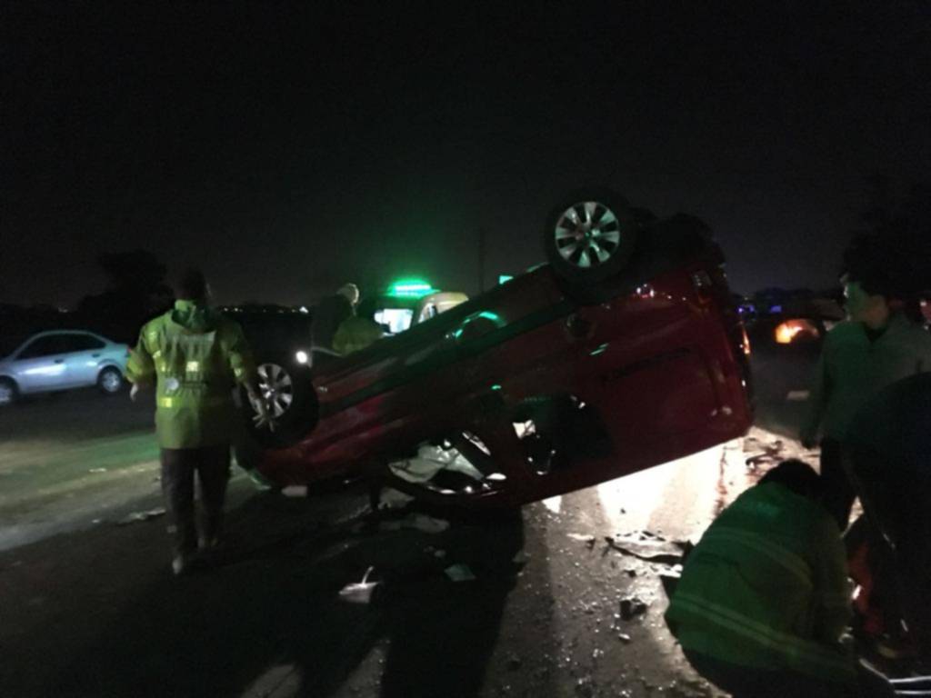 Volvían de llevarle ofrendas a la Difunta Correa y chocaron en ruta 11 y 637