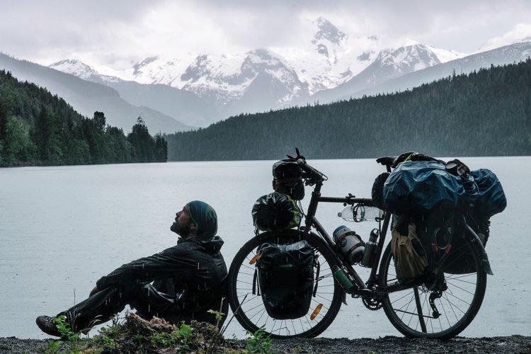 En bicicleta, desde la Patagonia hasta Alaska para conocer la naturaleza