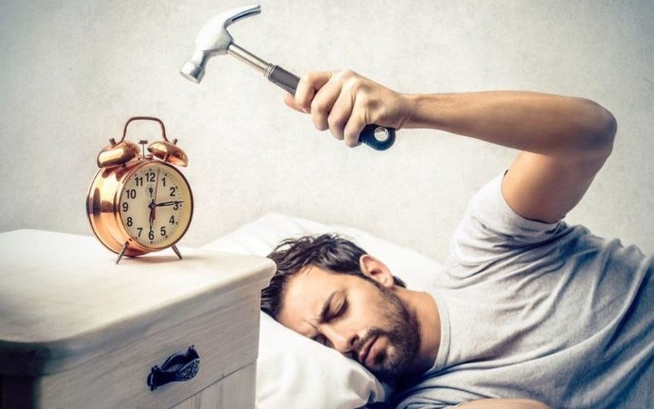 La falta de horas de sueño llevaría al aislamiento social