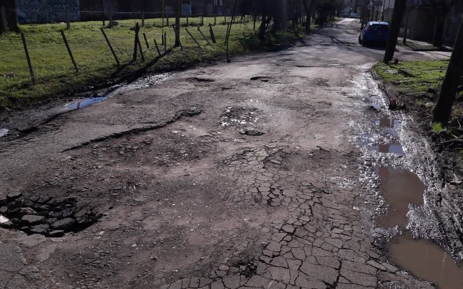 Hartazgo vecinal en 120 y 65 por el estado de las calles