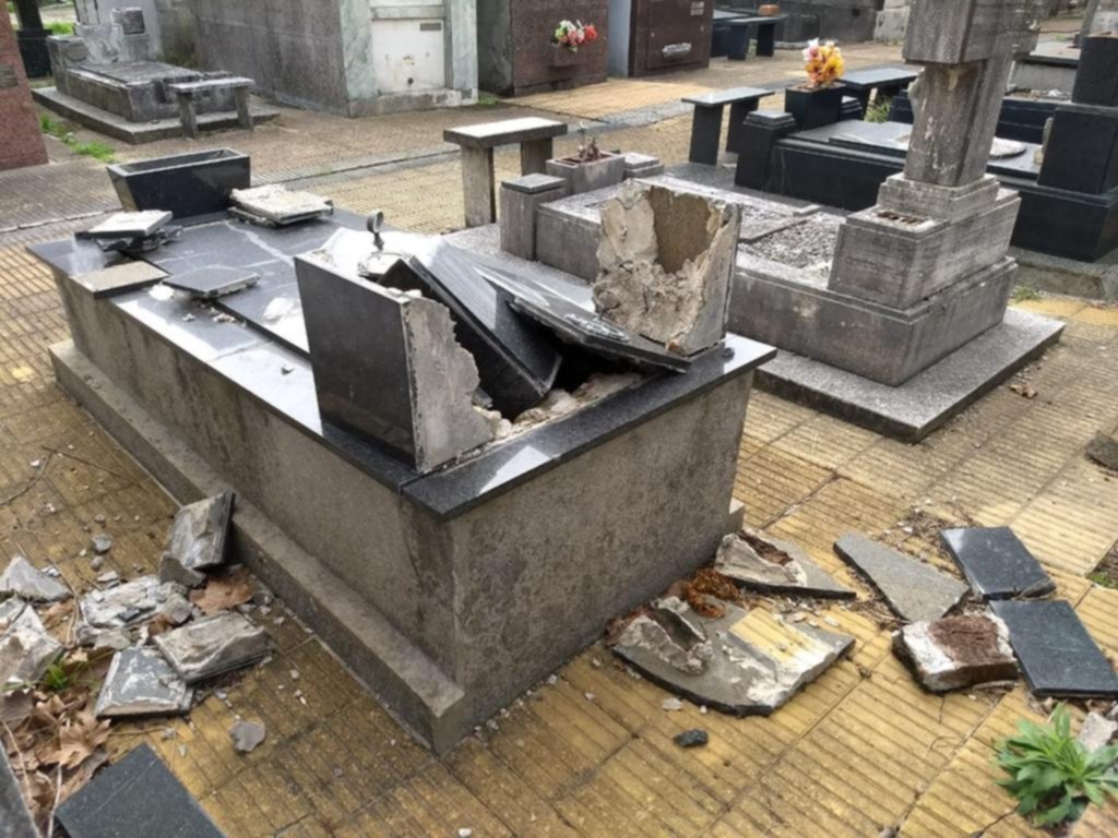 El robo de placas y el vandalismo jaquean al Cementerio y piden reforzar la seguridad