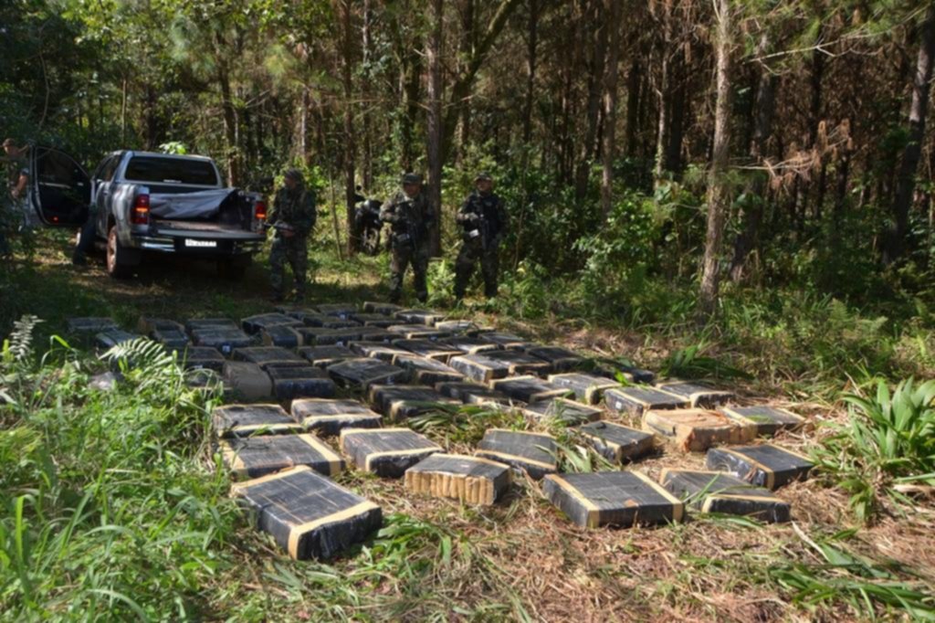 Secuestraron más de siete toneladas de marihuana en la frontera con Paraguay