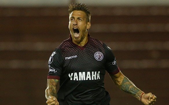 Denis, que estuvo cerca del Lobo, jugará en un ex equipo de Troglio