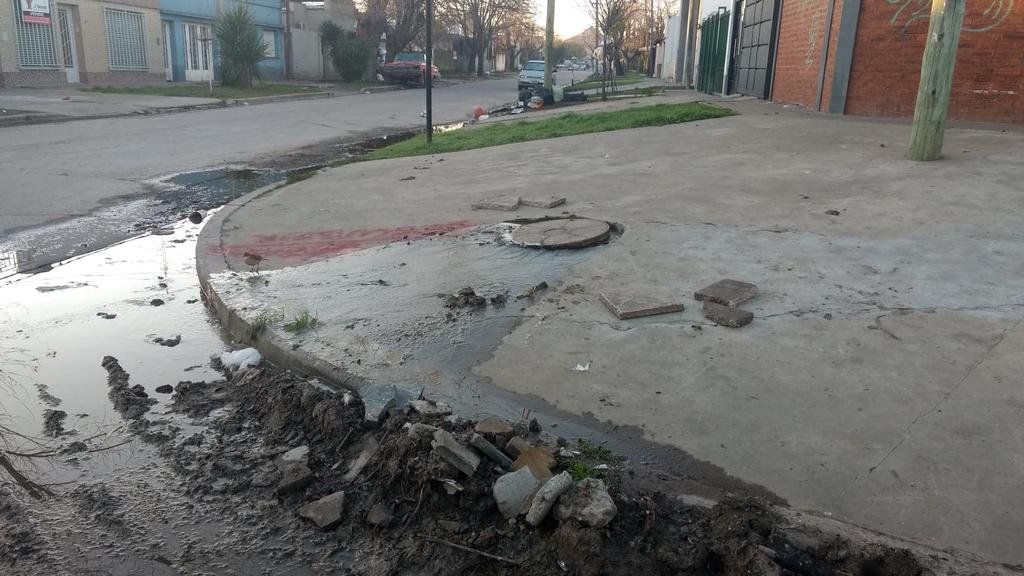 Desborde cloacal que complica en 49 y 136