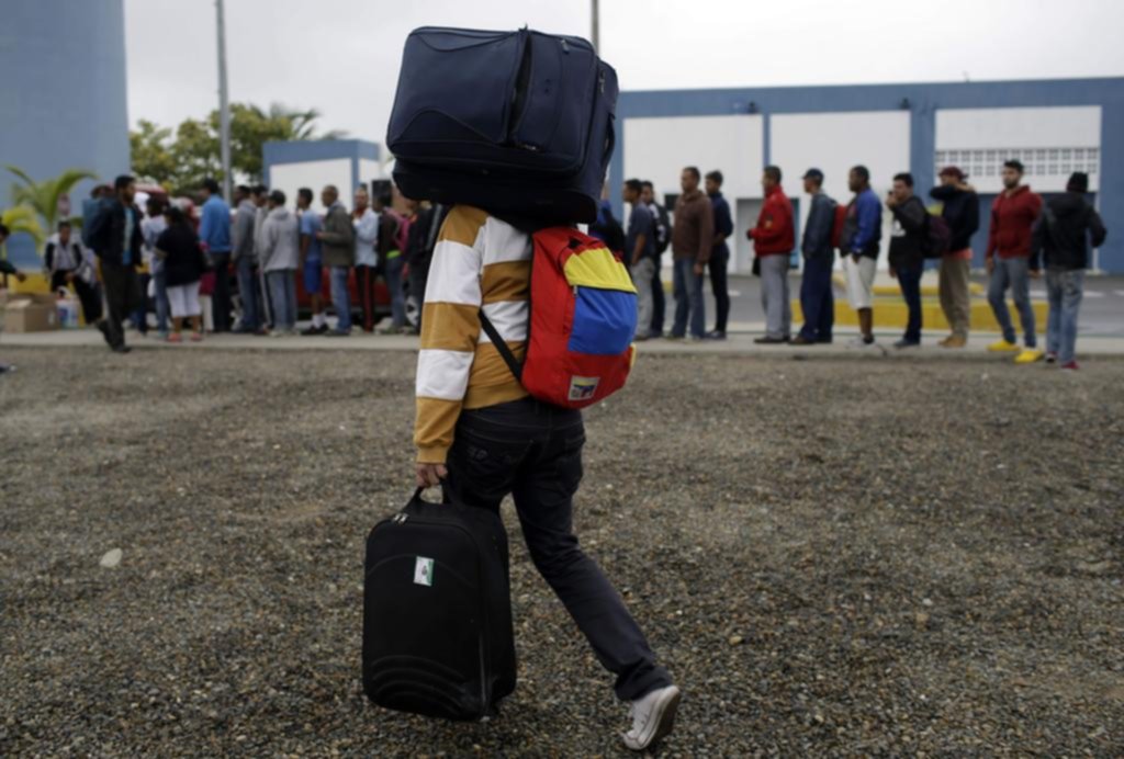 Ecuador pone en marcha un corredor humanitario para los venezolanos