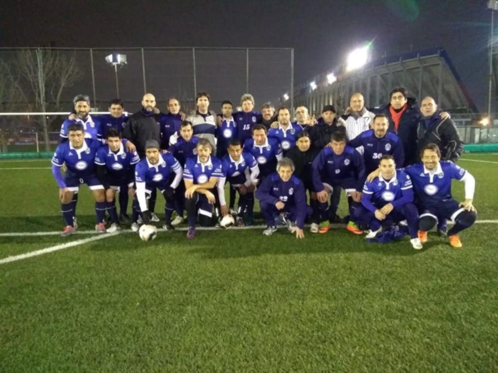 El Senior ganó pero terminó detrás de Camioneros por diferencia de gol