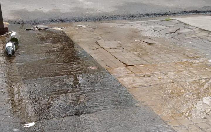 Se formó una “laguna” en calle 40 entre 2 y 3