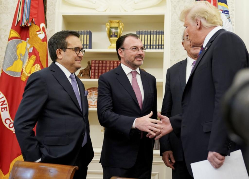 Trump cierra con México un acuerdo comercial sin Canadá