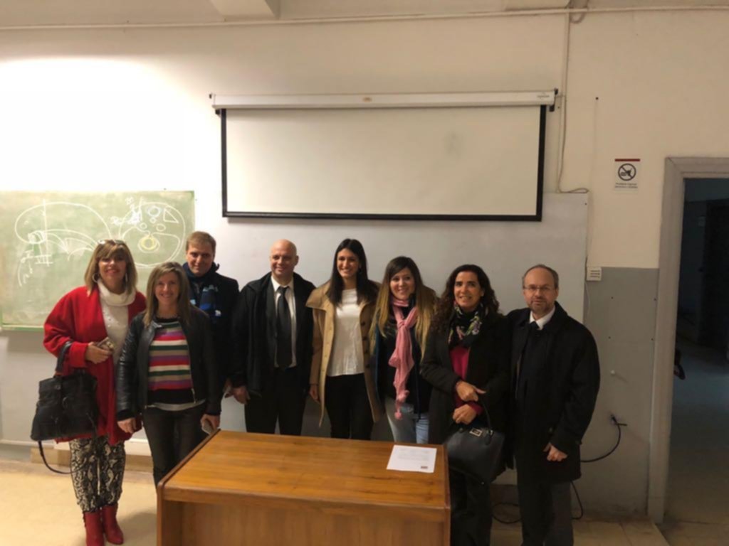 Cumplieron 25 años de médicos y los festejaron creando becas