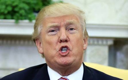 Trump advierte a Google, Twitter y Facebook que "tengan cuidado" 