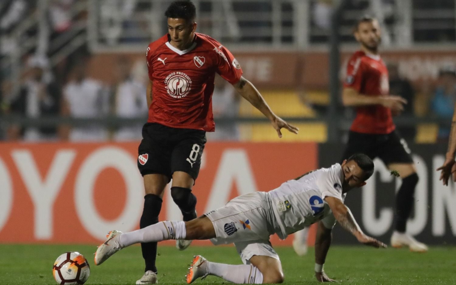 Independiente clasificó en la Libertadores en un partido suspendido por incidentes 
