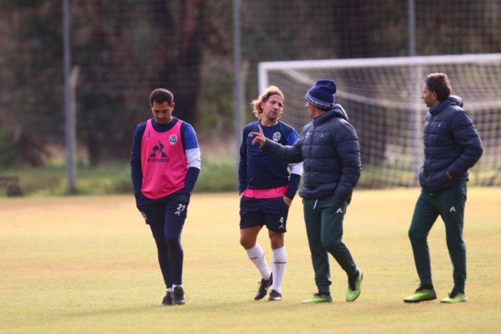 Mucho análisis, y los primeros cambios por nivel futbolístico