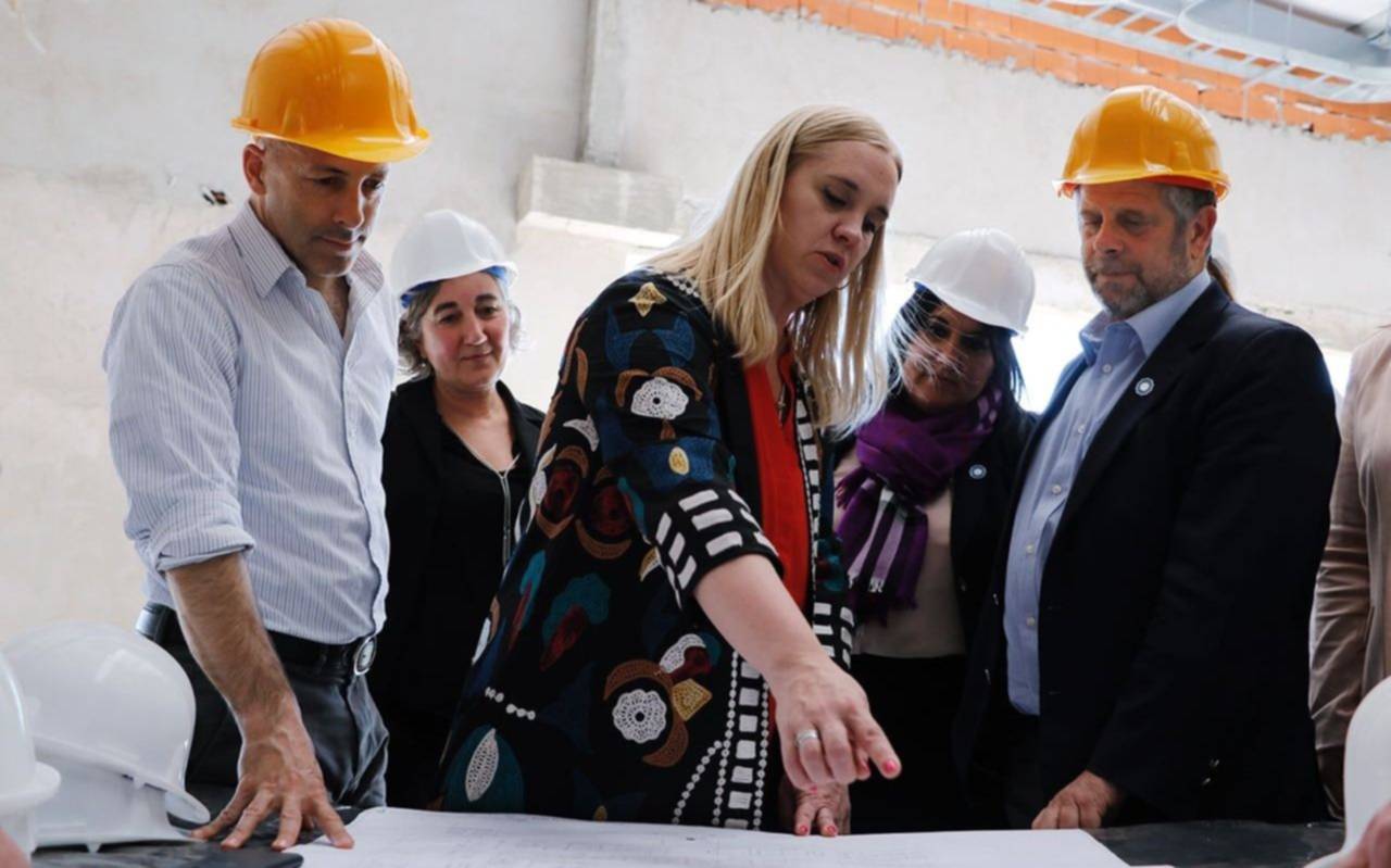 Ducoté y Rubinstein recorrieron las obras de la nueva Maternidad de Pilar