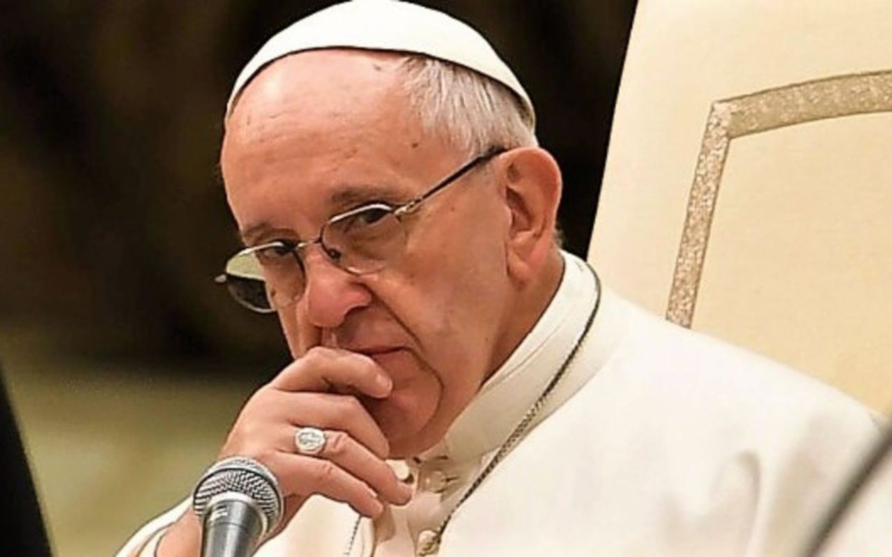 El papa Francisco dice que el divorcio se ha convertido "en una moda" 