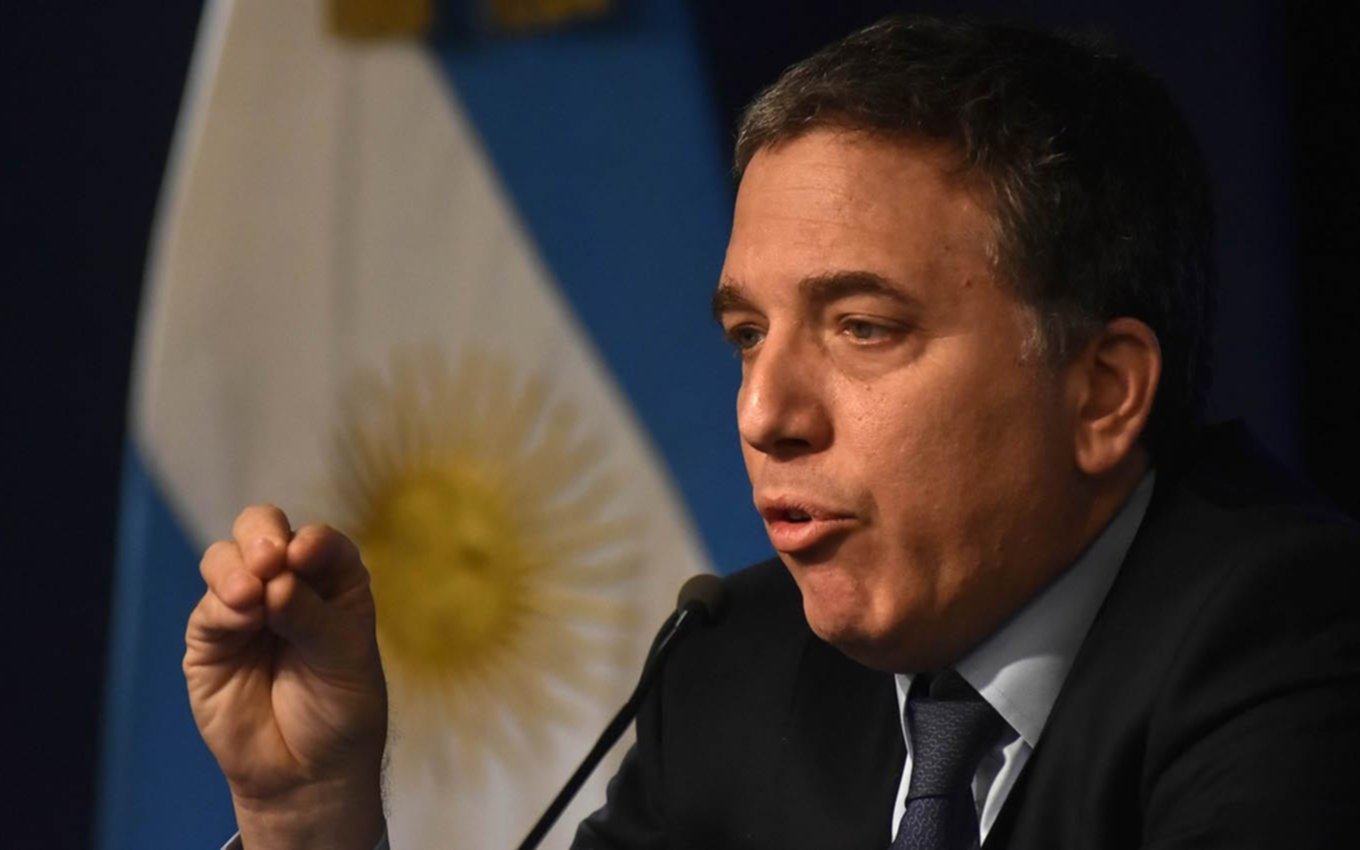 "El único camino es reducir el déficit fiscal" dijo el ministro de Hacienda Dujovne 