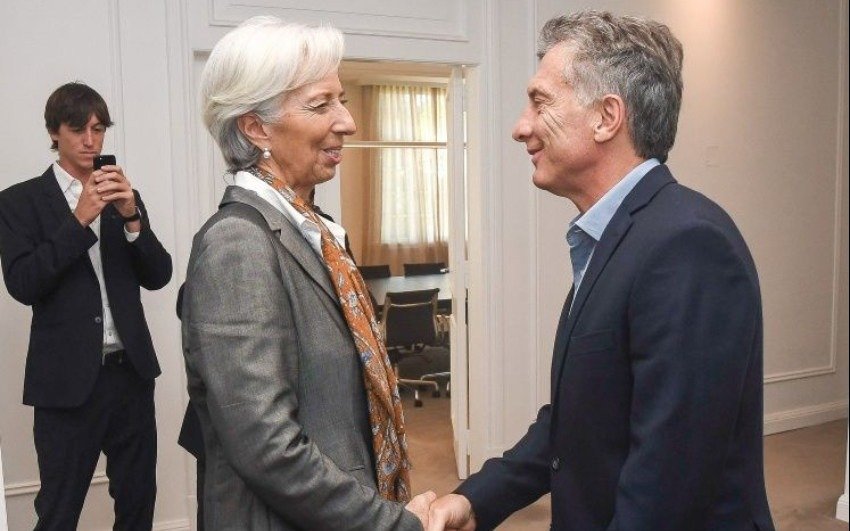 Tras los anuncios de Macri y la suba del dólar, el FMI reiteró su apoyo a la Argentina