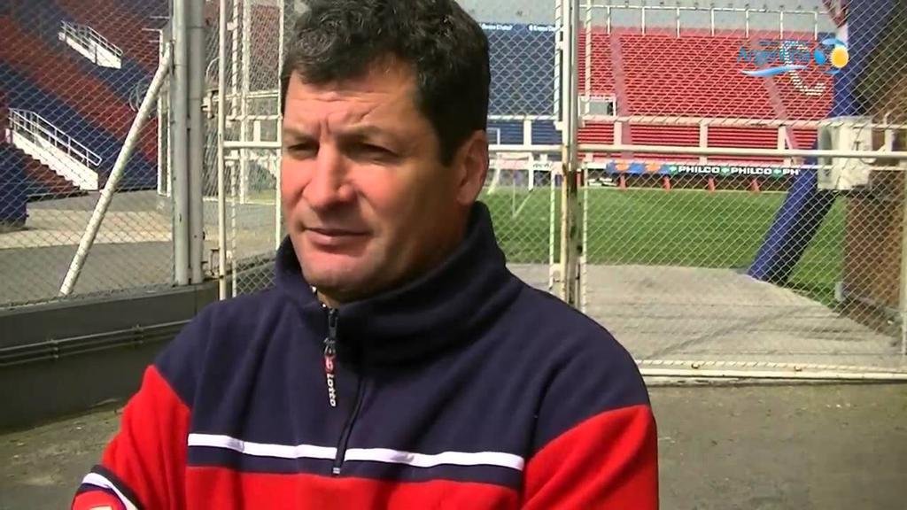 San Lorenzo ya le apuntó los dardos al clásico con River