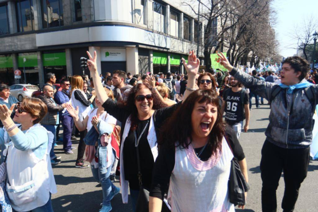 Terminó el paro docente en la Provincia y no hay señales de nuevo llamado a paritaria