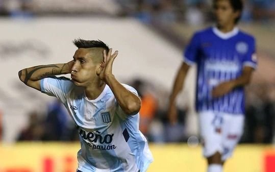 Ricardo Centurión suma y sigue: "No me van a ver caer, esa es su bronca"