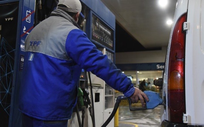 Desde este sábado regirá un nuevo aumento en los combustibles