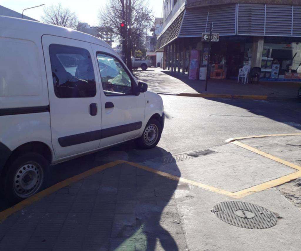No paran las infracciones viales en el caótico tránsito de la CIudad